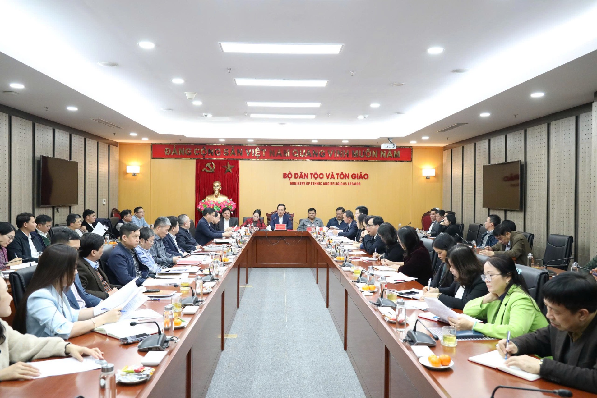 Ban Thường vụ Đảng ủy Bộ Dân tộc và Tôn giáo làm việc với Ban Tôn giáo Chính phủ